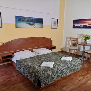 3* Hotel apartamentowy Auspicie